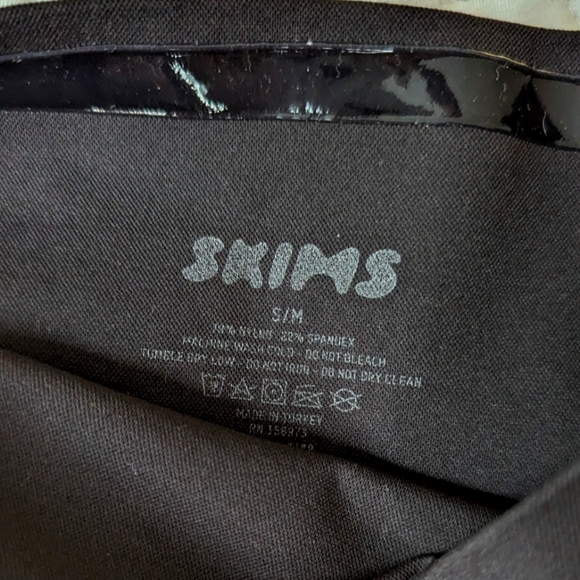 SKIMS Core Control shapewear thong NWOT! - Picture 8 of 11